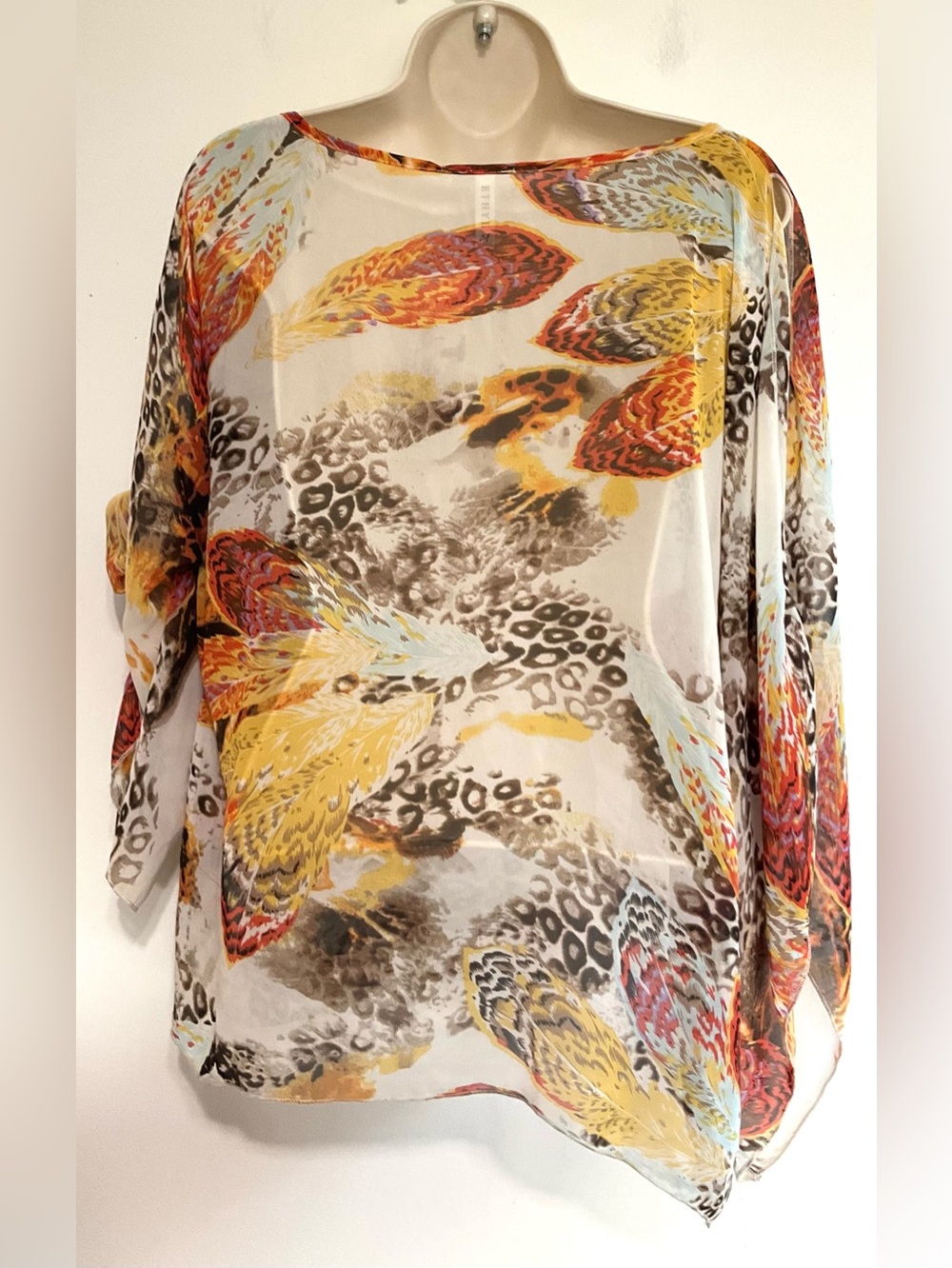 Women’s Multicolor Feather-Print Blouse - Lightweight Scoop Neck Top - Picture 6 of 8
